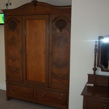 The Curragh Country House Accommodation Newbridge  Chambre photo