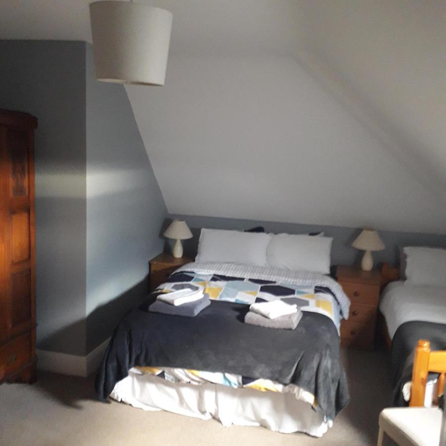 The Curragh Country House Accommodation Newbridge  Extérieur photo