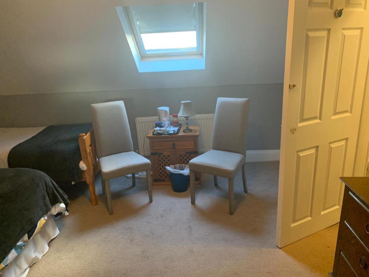 The Curragh Country House Accommodation Newbridge  Extérieur photo