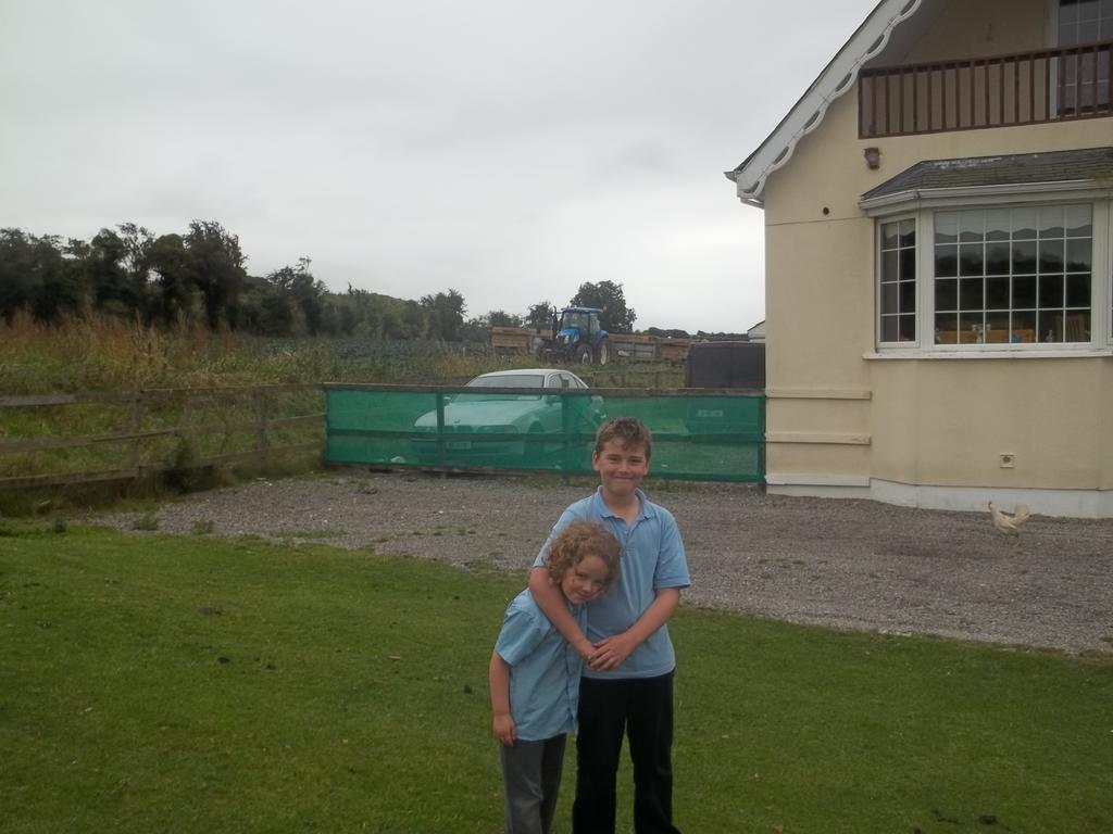 The Curragh Country House Accommodation Newbridge  Extérieur photo